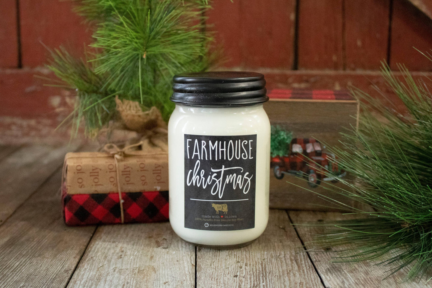 Milkhouse Candle Company - 13 oz Mason Jar Christmas Candle: Farmhouse Christmas